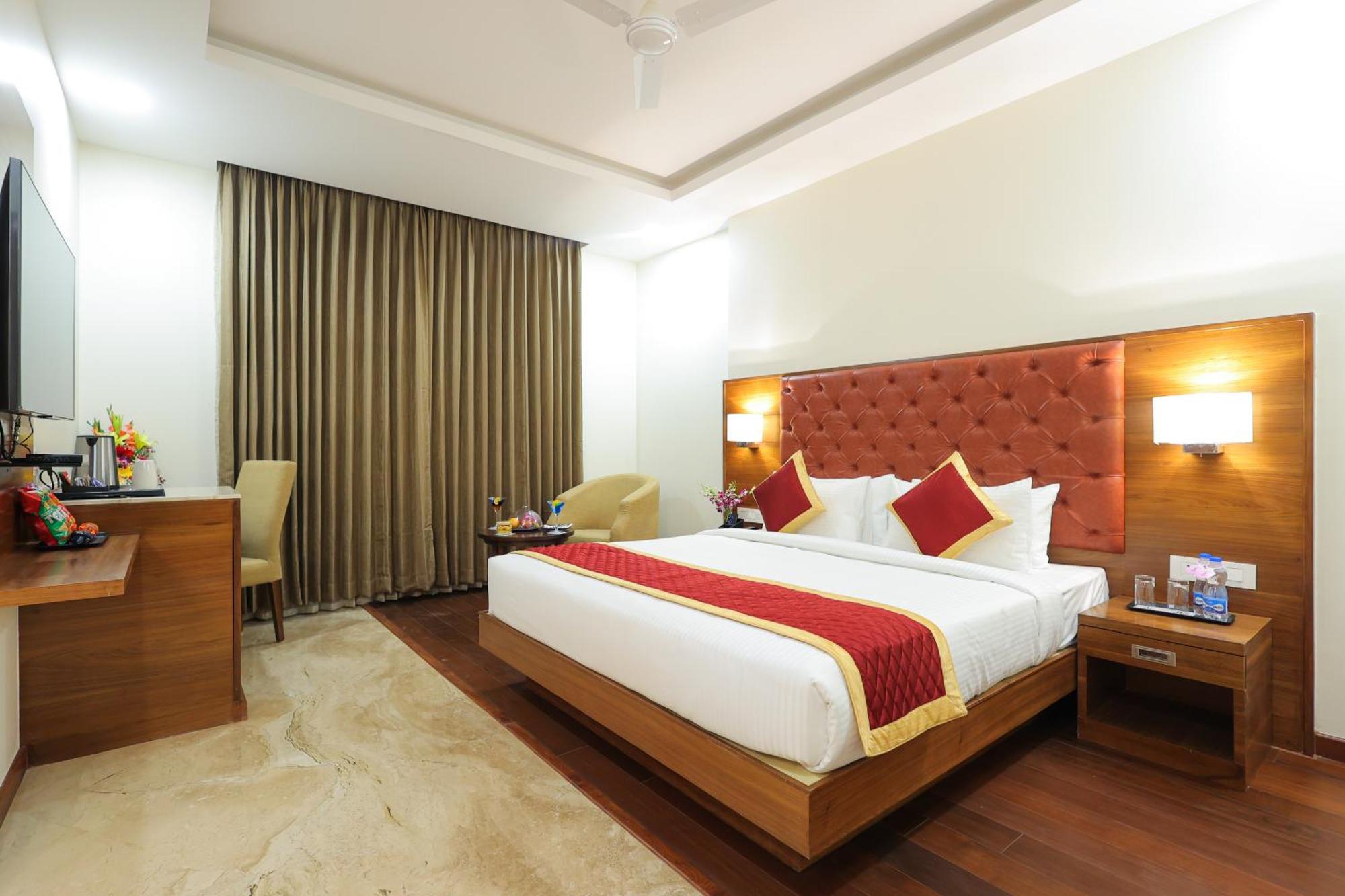 Icon Grand Hotel By Bhagini Bangalore Ngoại thất bức ảnh