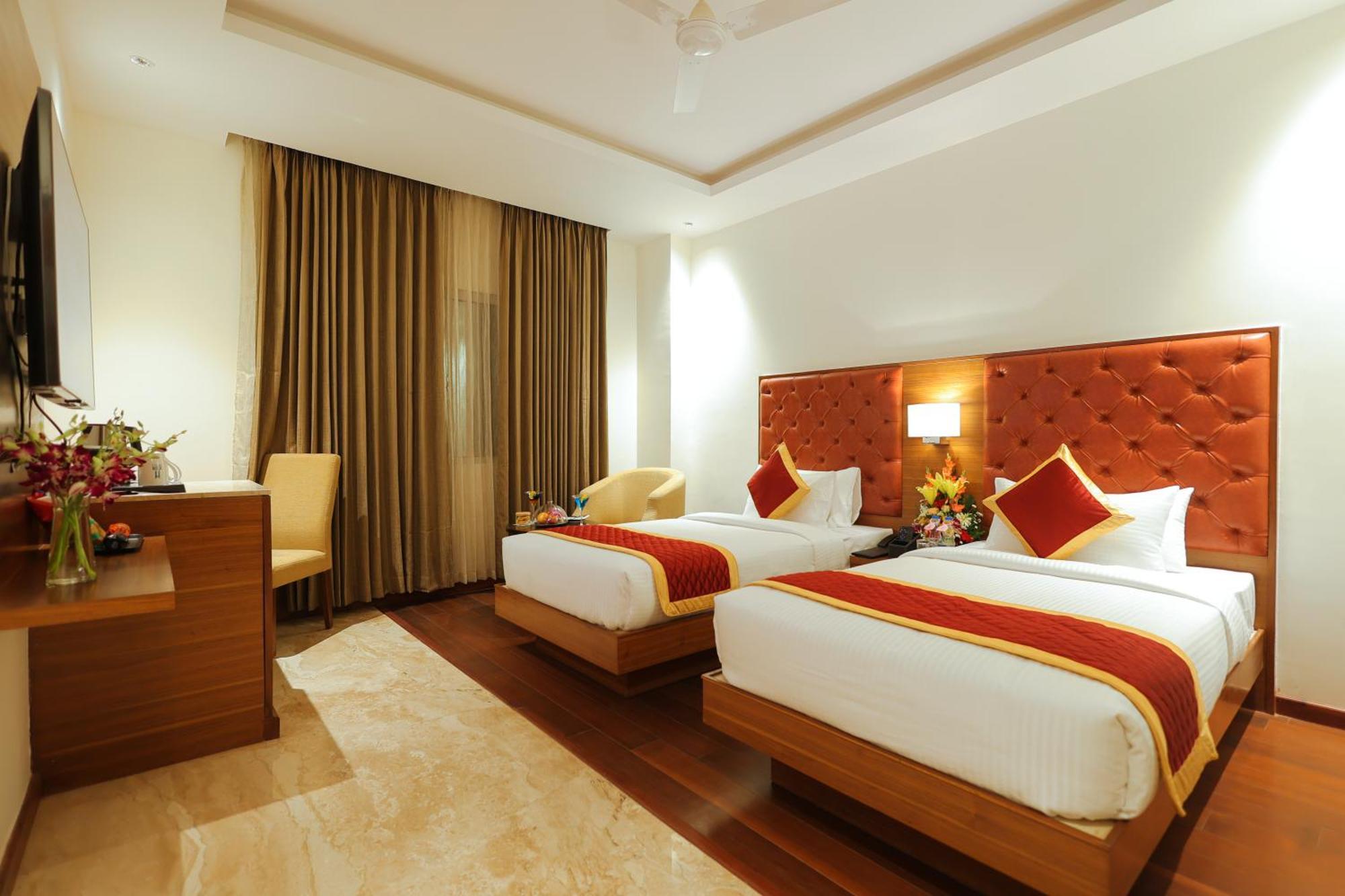 Icon Grand Hotel By Bhagini Bangalore Ngoại thất bức ảnh