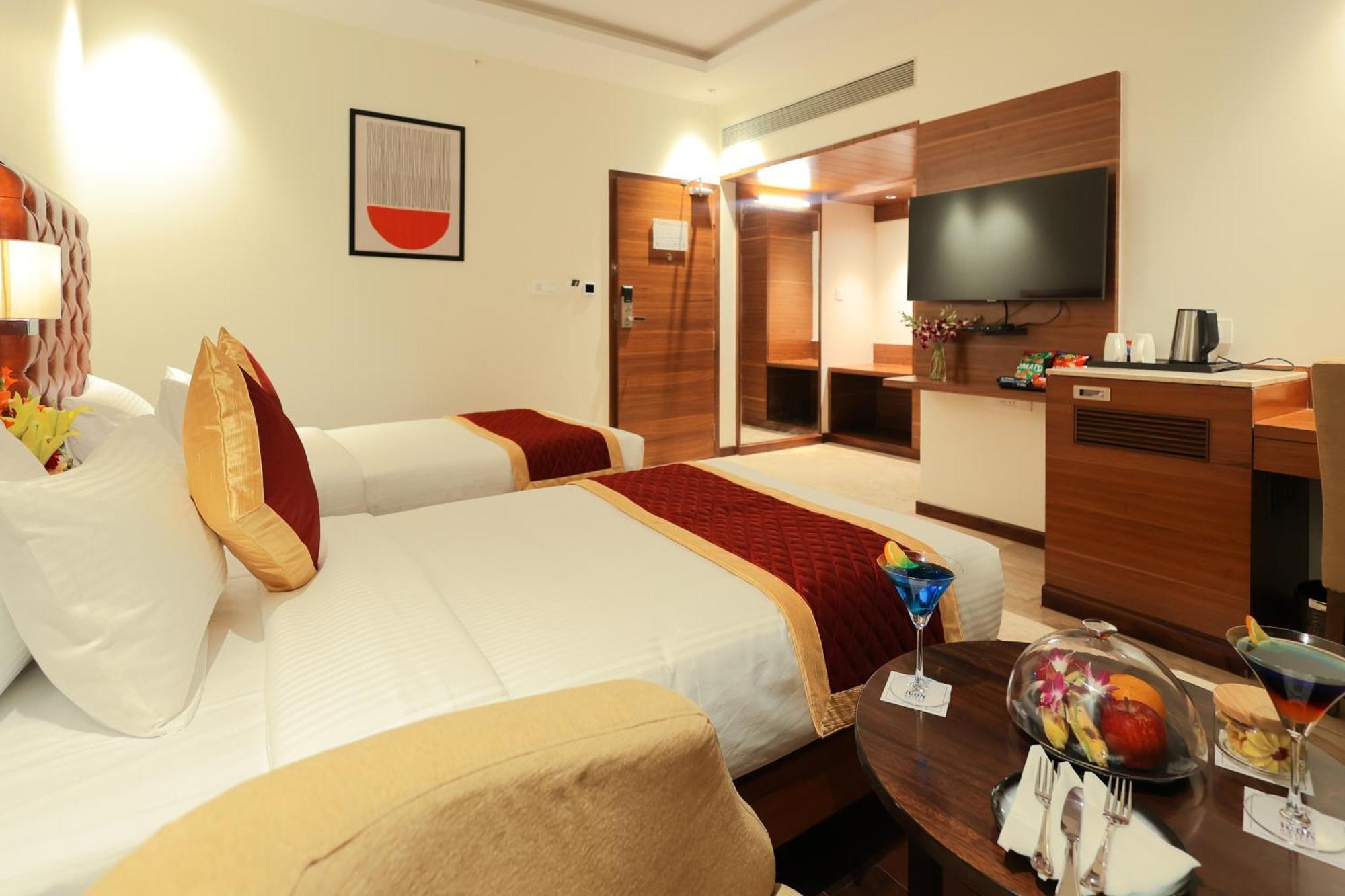 Icon Grand Hotel By Bhagini Bangalore Ngoại thất bức ảnh