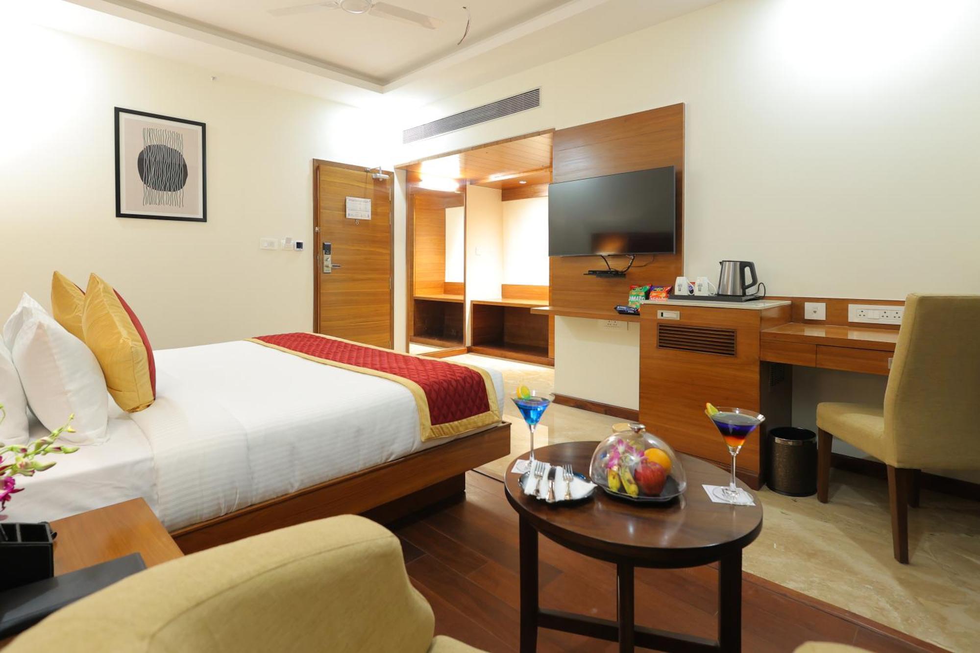 Icon Grand Hotel By Bhagini Bangalore Ngoại thất bức ảnh