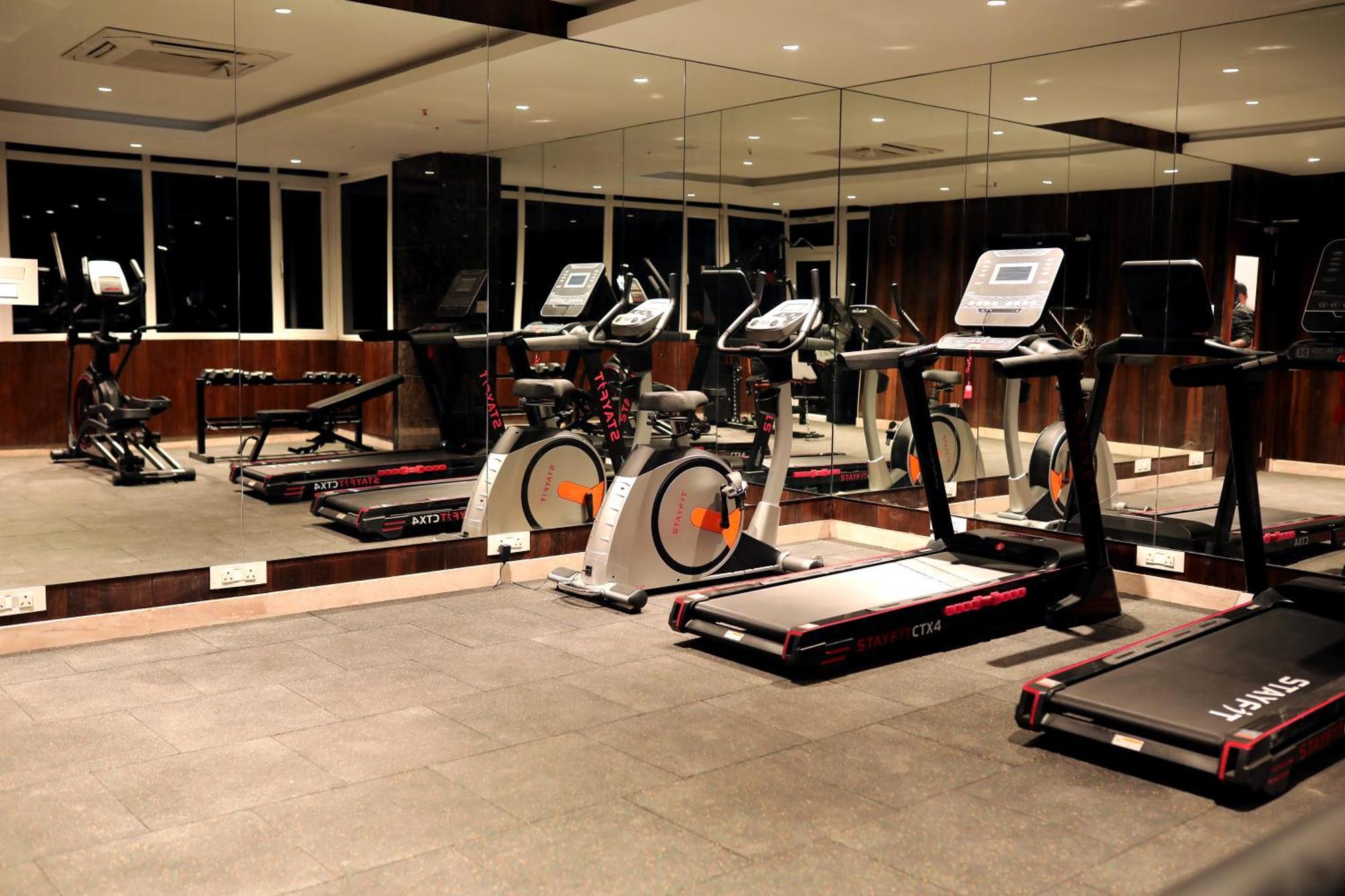 Icon Grand Hotel By Bhagini Bangalore Ngoại thất bức ảnh