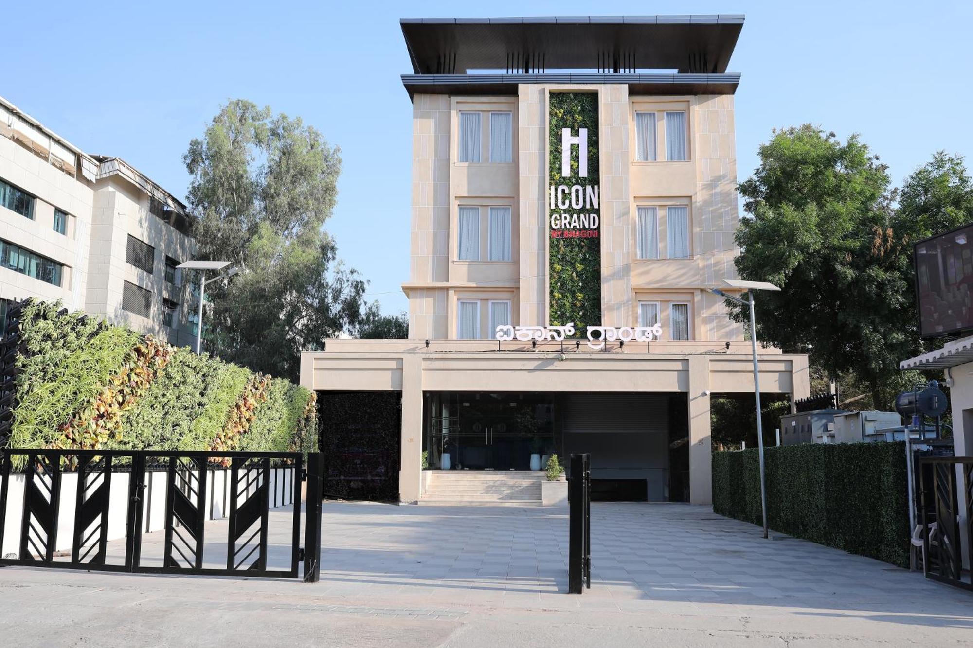 Icon Grand Hotel By Bhagini Bangalore Ngoại thất bức ảnh
